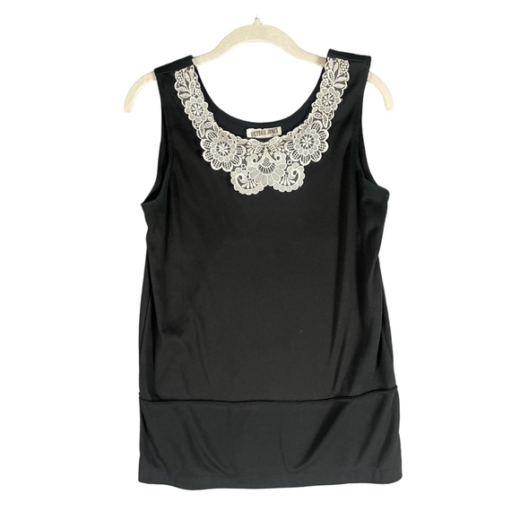 VICTORIA JONES Tops - Vintage 90’s Victoria Jones Black Tank Top White Lace Crochet Collar Small